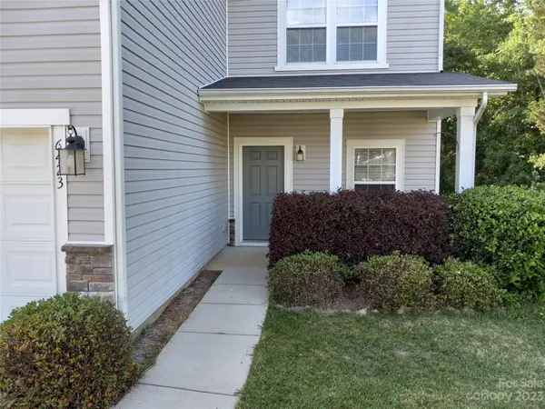 6423 Prosperity Commons DR, Charlotte, NC 28269