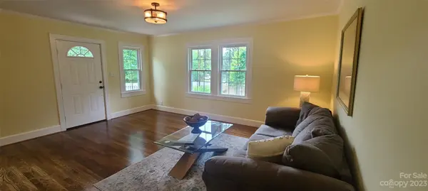 323 E Allenton ST, Mount Gilead, NC 27306