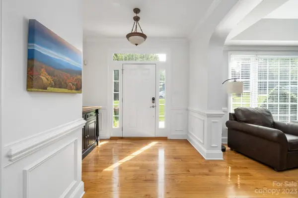 127 43rd Avenue DR NW, Hickory, NC 28601