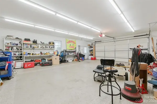 162 Gray Barn DR, Troutman, NC 28166