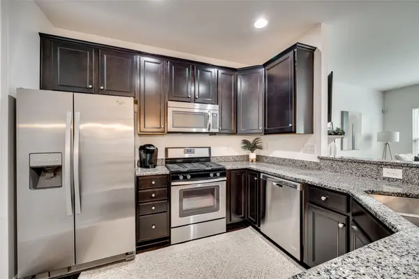 2412 Royal York AVE, Charlotte, NC 28210