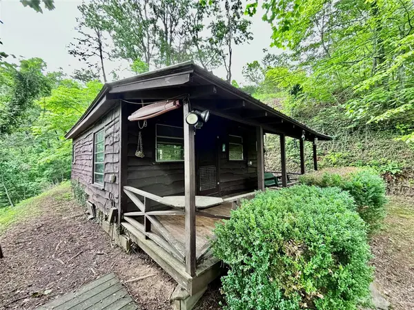 84 Pelohi CV, Bryson City, NC 28713