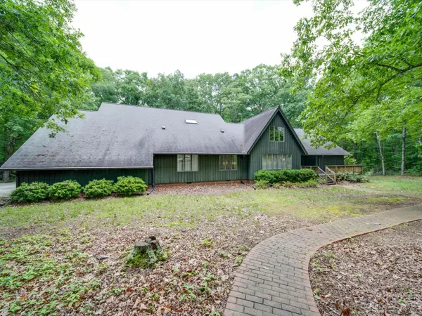 1552 Holbrook CT, Albemarle, NC 28001
