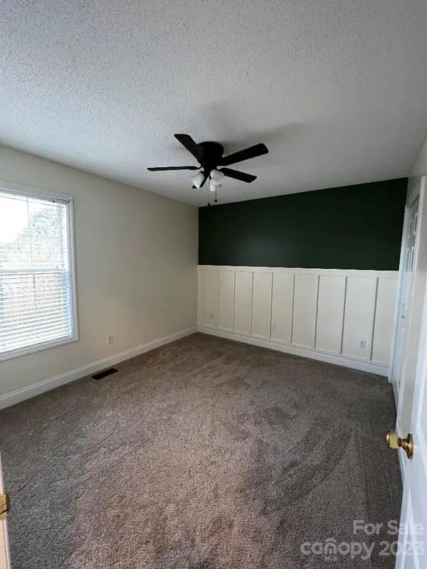 82 Colony DR, Camden, SC 29020