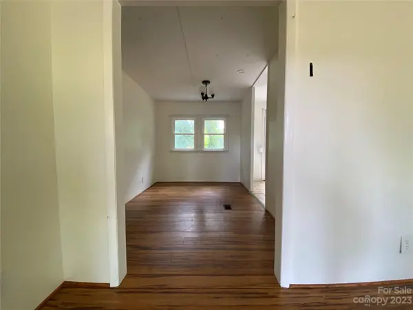 3120 Castle AVE, Hickory, NC 28601