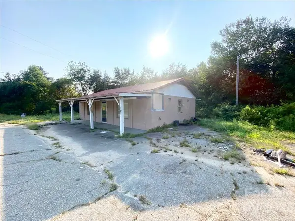 1965 Black Oak Ridge RD, Taylorsville, NC 28681