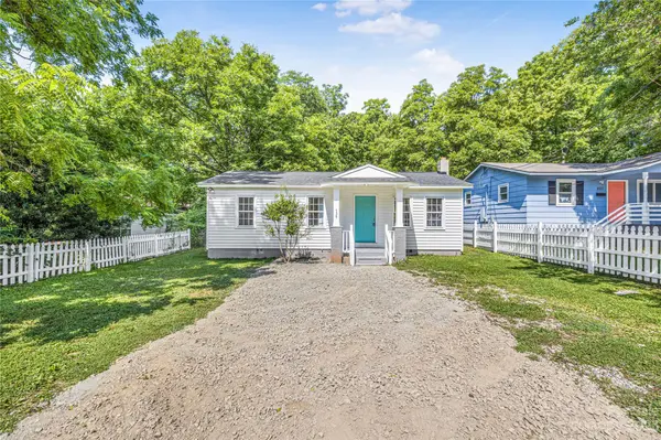 729 Pennsylvania AVE, Charlotte, NC 28216