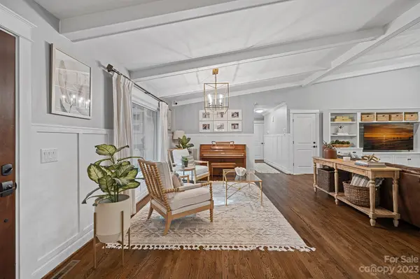 5113 Mcalpine Farm RD, Charlotte, NC 28226