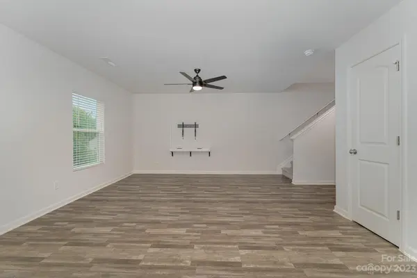 1377 Robins Nest DR, Asheboro, NC 27203