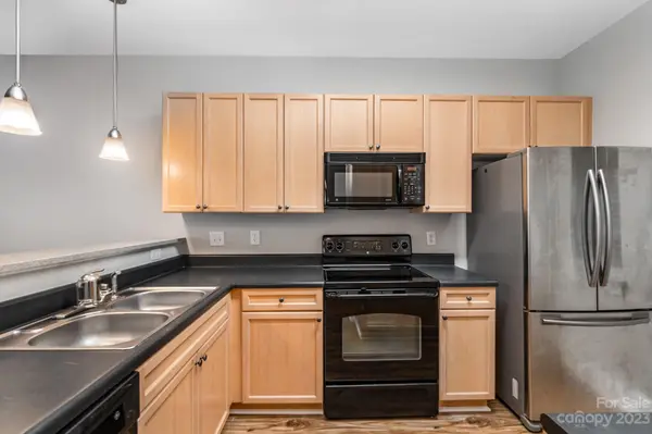 1101 W 1st ST #106, Charlotte, NC 28202