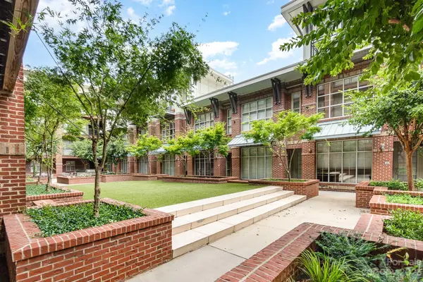 1101 W 1st ST #106, Charlotte, NC 28202