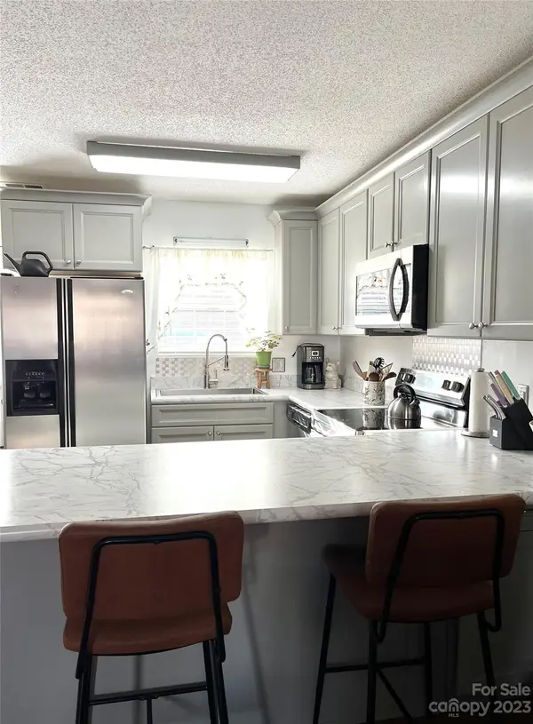 102 Brandywine DR NE #N3, Conover, NC 28613