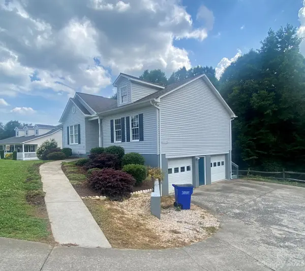 6519 Beechtree CT, Hickory, NC 28601