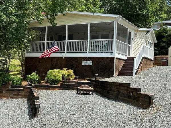 101 Badin View RD, New London, NC 28127