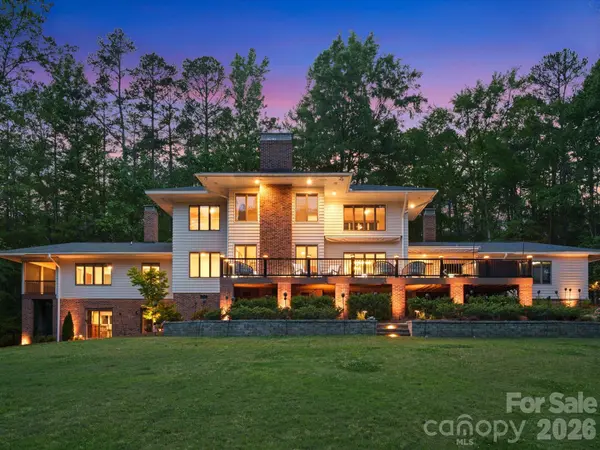 115 Forest Cliff CT NE, Concord, NC 28025