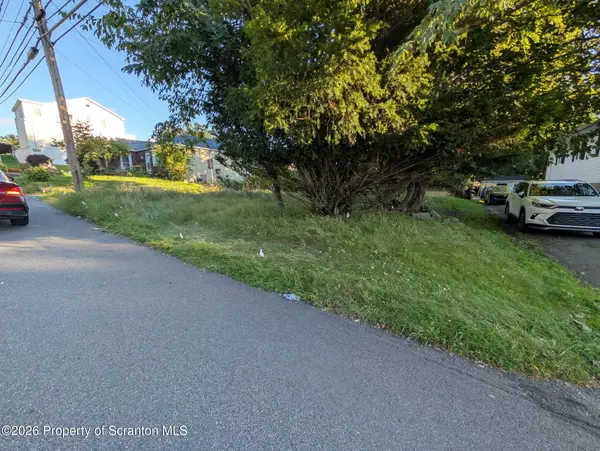 1338 E Elm ST, Scranton, PA 18505