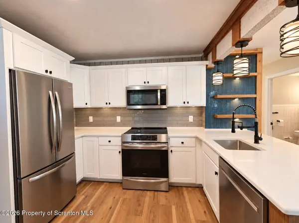 1314 Main ST #2nd Fl, Dickson City, PA 18519