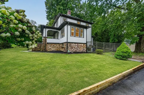 16 Maple AVE, West Nyack, NY 10994