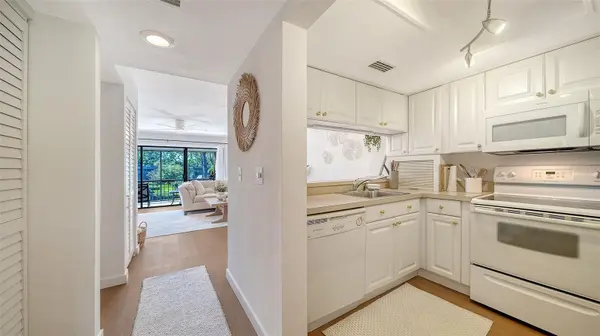 4616 RINGWOOD MEADOW #20, Sarasota, FL 34235