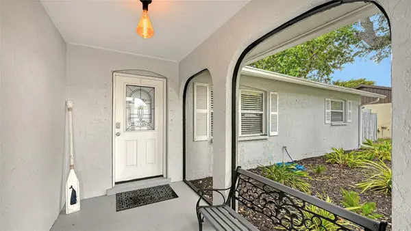 Address not disclosed, Sarasota, FL 34232