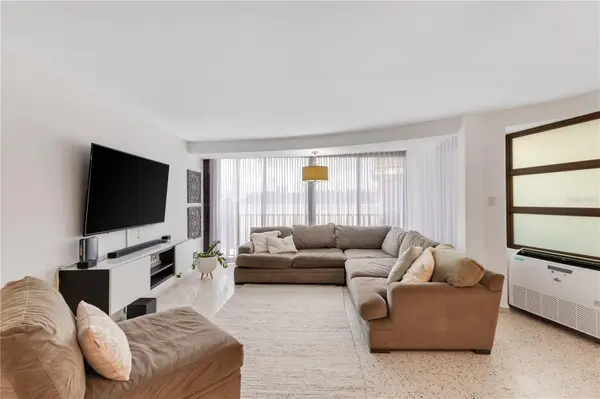 187 PINE GROVE #187, Carolina, PR 00979