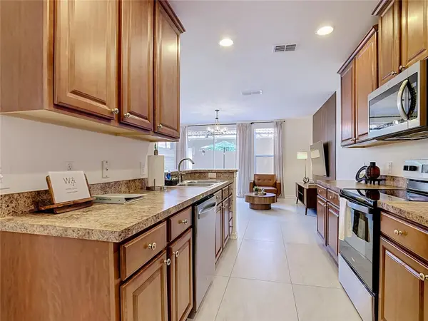3140 VIA OTERO DR, Kissimmee, FL 34744