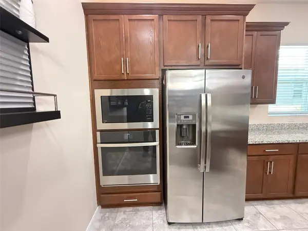 2074 BRILLANTE DR, St Cloud, FL 34771
