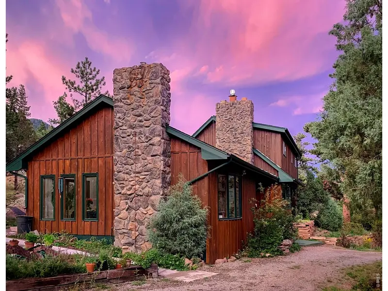 5 Mohawk, Lyons, CO 80540
