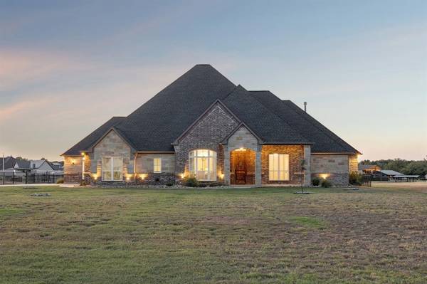 1809 Laguna S, Pelican Bay, TX 76020