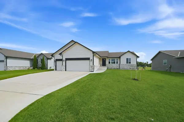 10514 W Wilkinson, Maize, KS 67101