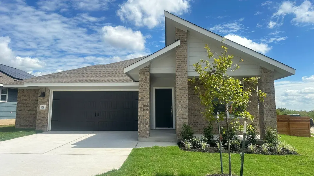 100 Tofalla, Kyle, TX 78640