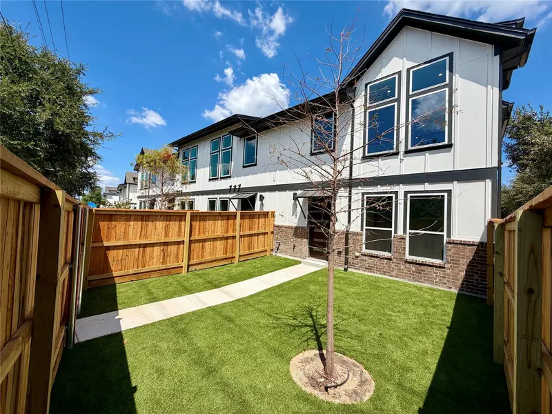 200 W 56th ST #8104, Austin, TX 78751
