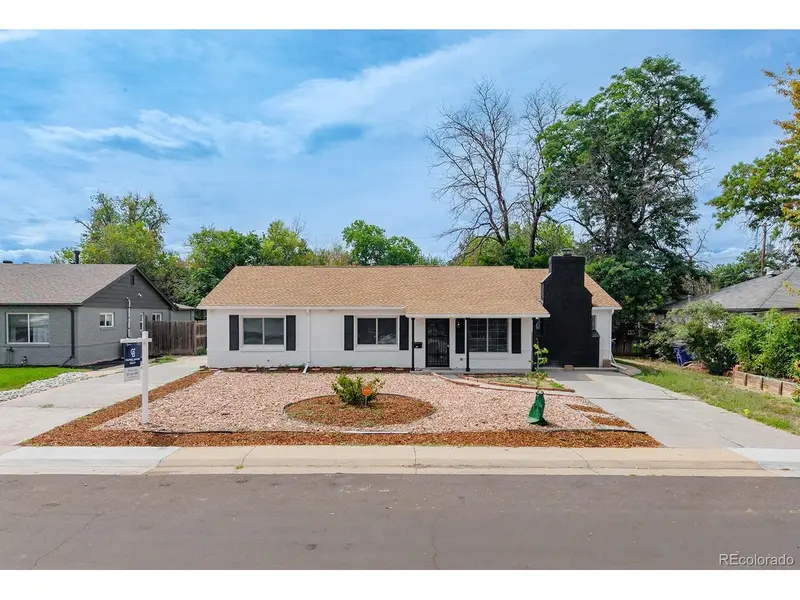 919 Troy, Aurora, CO 80011