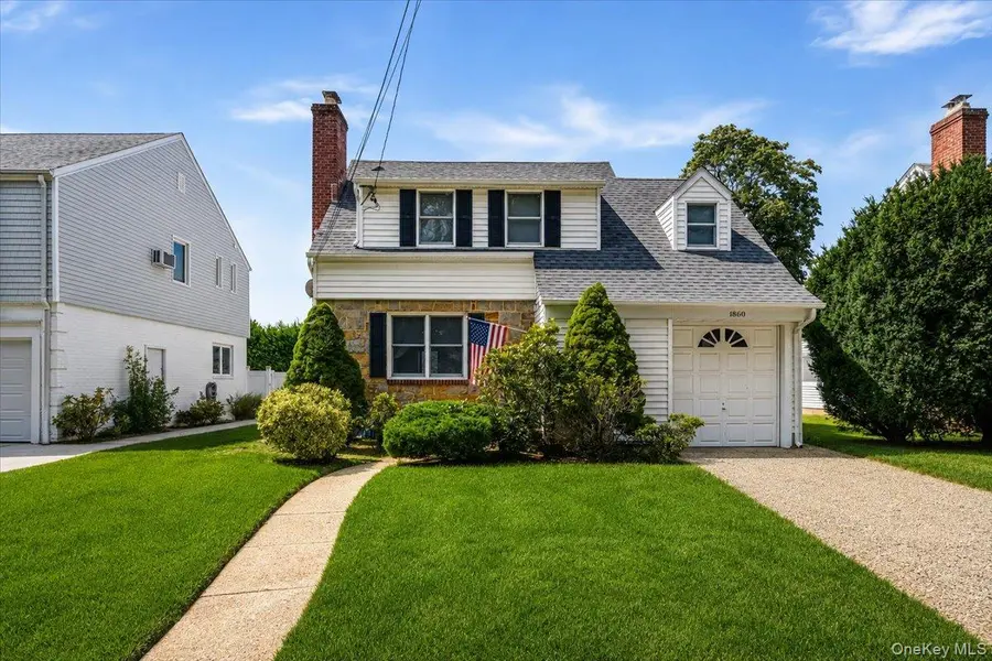 1860 Rockville DR, Baldwin, NY 11510