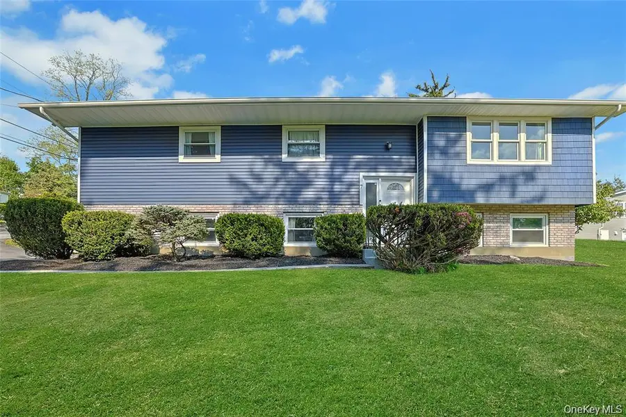 7 Bryant RD, Carmel, NY 10512