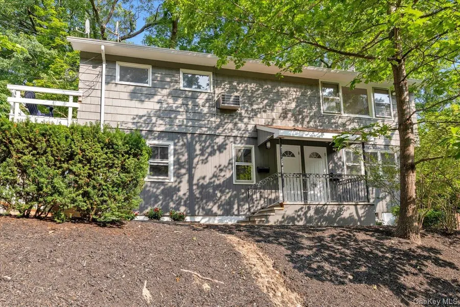 22 Putnam AVE, Glen Cove, NY 11542