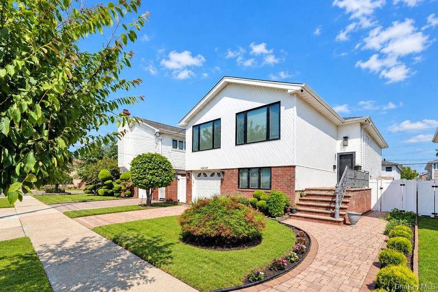 162-07 85th ST, Howard Beach, NY 11414