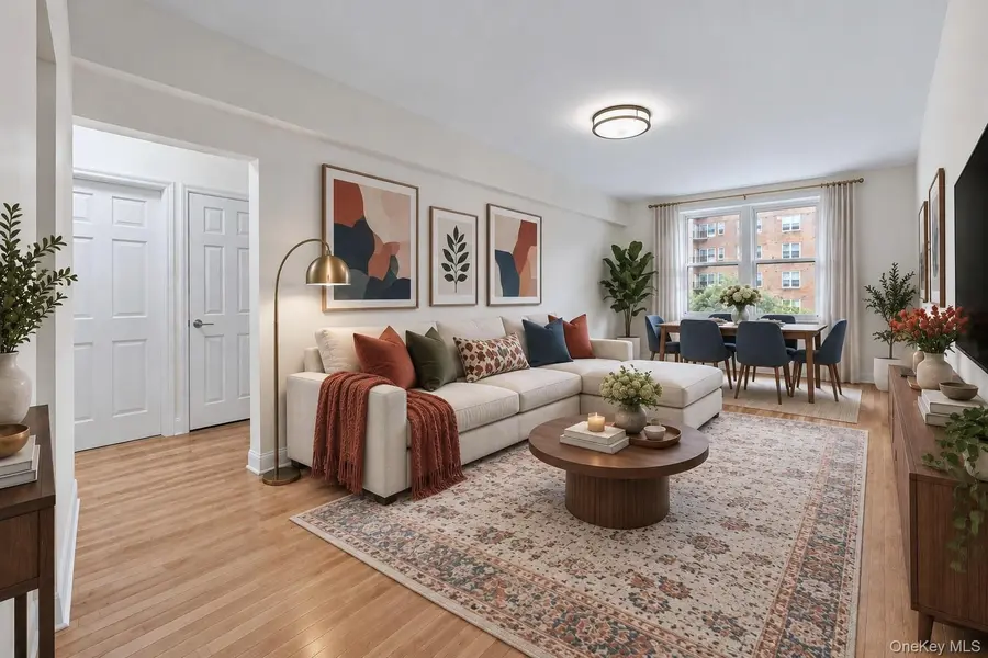 88-01 35th AVE #3G, Jackson Heights, NY 11372