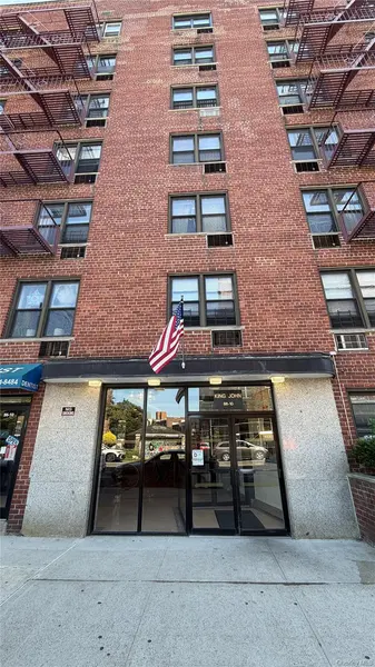 86-10 Grand AVE #4D, Elmhurst, NY 11373