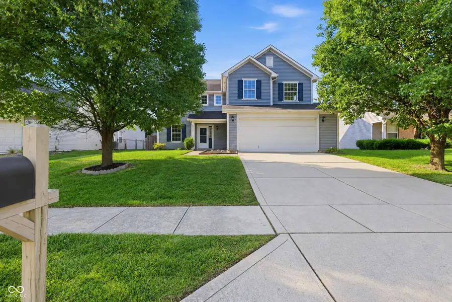 15313 Black Gold CT, Noblesville, IN 46060