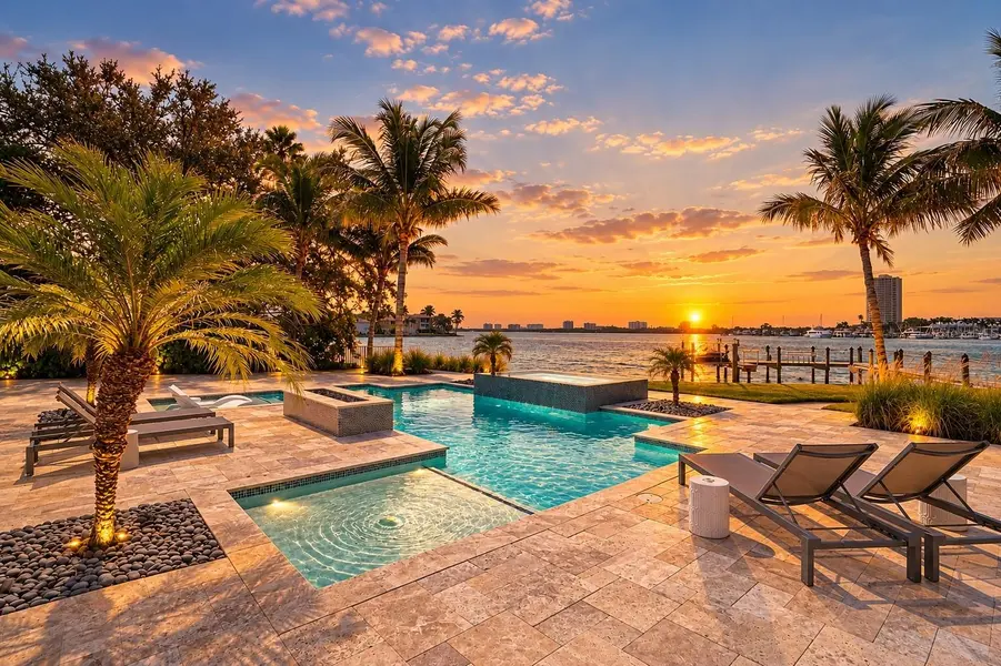 101 SEAGULL LN, Sarasota, FL 34236
