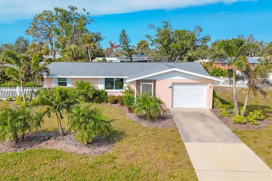 114 LEE CIR, Englewood, FL 34223