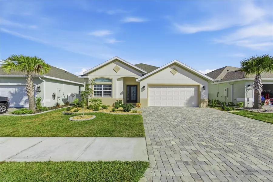 14 MATANZAS LAKES DR, Palm Coast, FL 32137