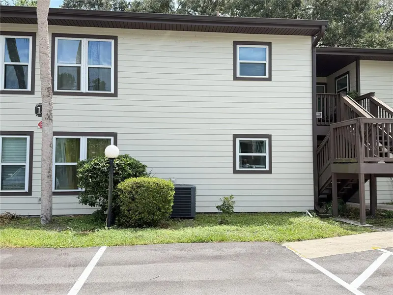 13103 SANDALWOOD DR #13-103, Wildwood, FL 34785