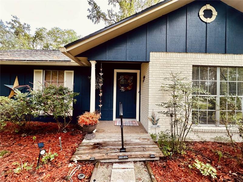 8614 SW 1ST AVE, Gainesville, FL 32607