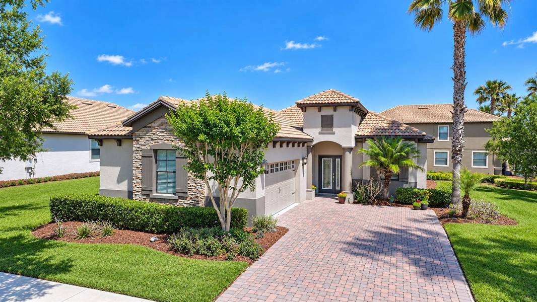 8961 DOVE VALLEY WAY, Davenport, FL 33896