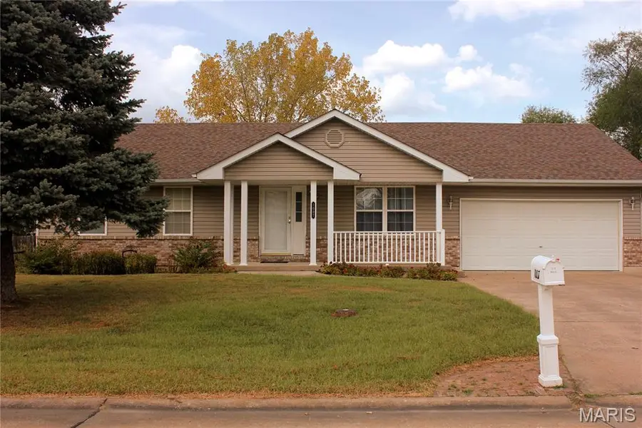 1007 Southway DR, Bowling Green, MO 63334