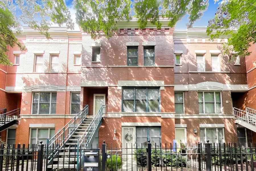 1328 W Fillmore ST #B, Chicago, IL 60607