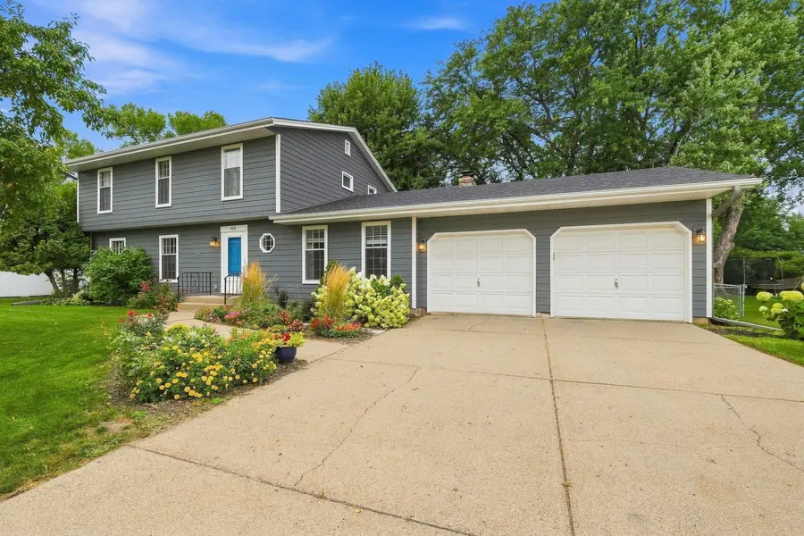 9672 Washburn AVE S, Bloomington, MN 55431