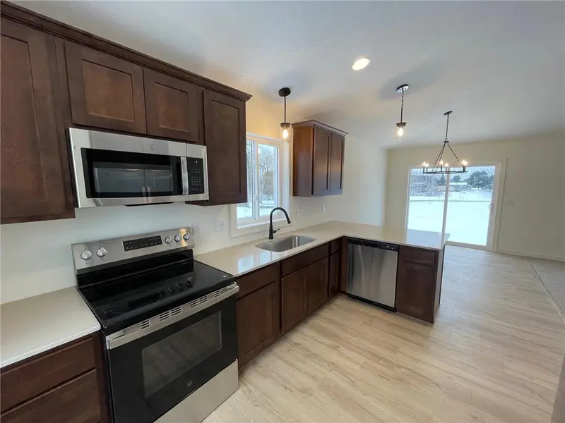 34026 Walbo DR NW, Cambridge, MN 55008